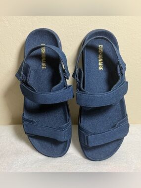 Cushionaire “Extra” Denim Sandals - Size 9 - NWT (w/o box)